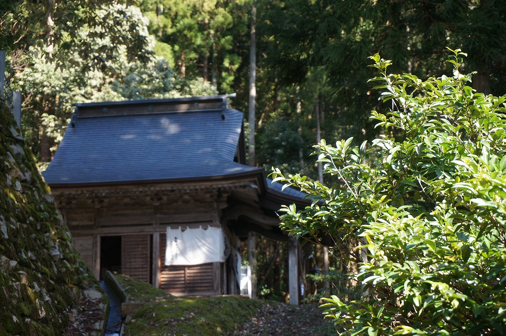 the Hakusan shrine