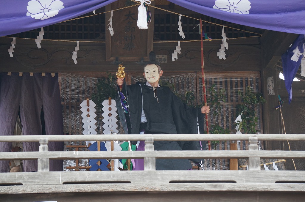 deity of battle in kagura (Japan culture)