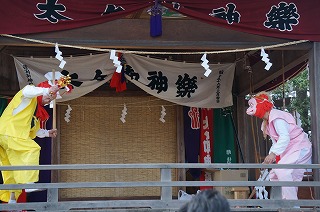 modoki teaches dancing